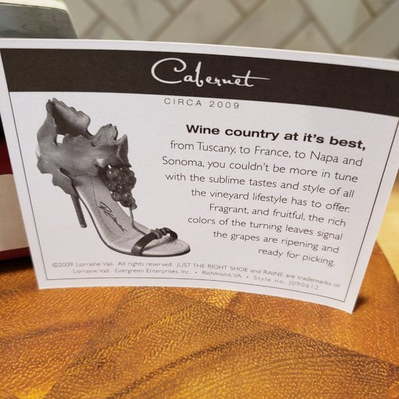 **RARE**  Just the Right Shoe, Grape Song Cabernet, Circa 2009, J090612 - Picture 6 of 10